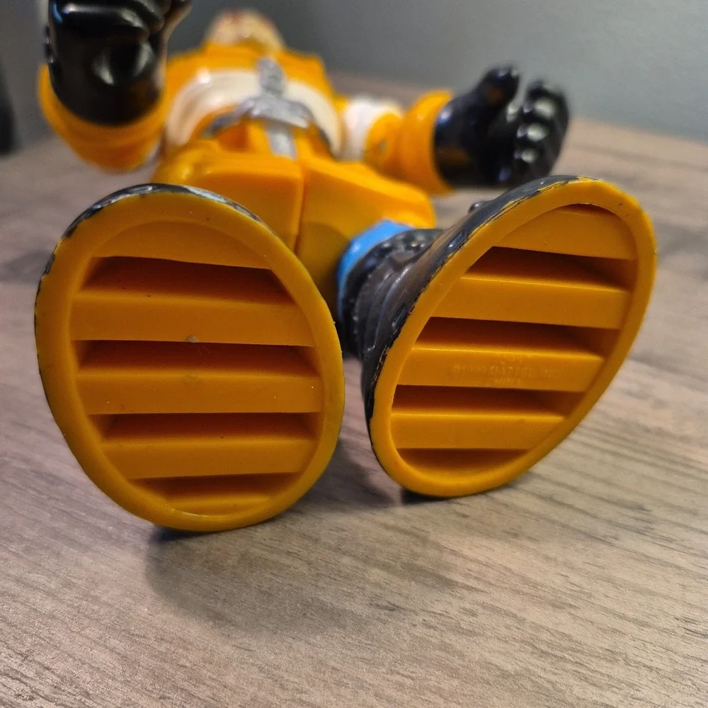 Fisher Price Rescue Heroes Hal E. Copter Action Figure